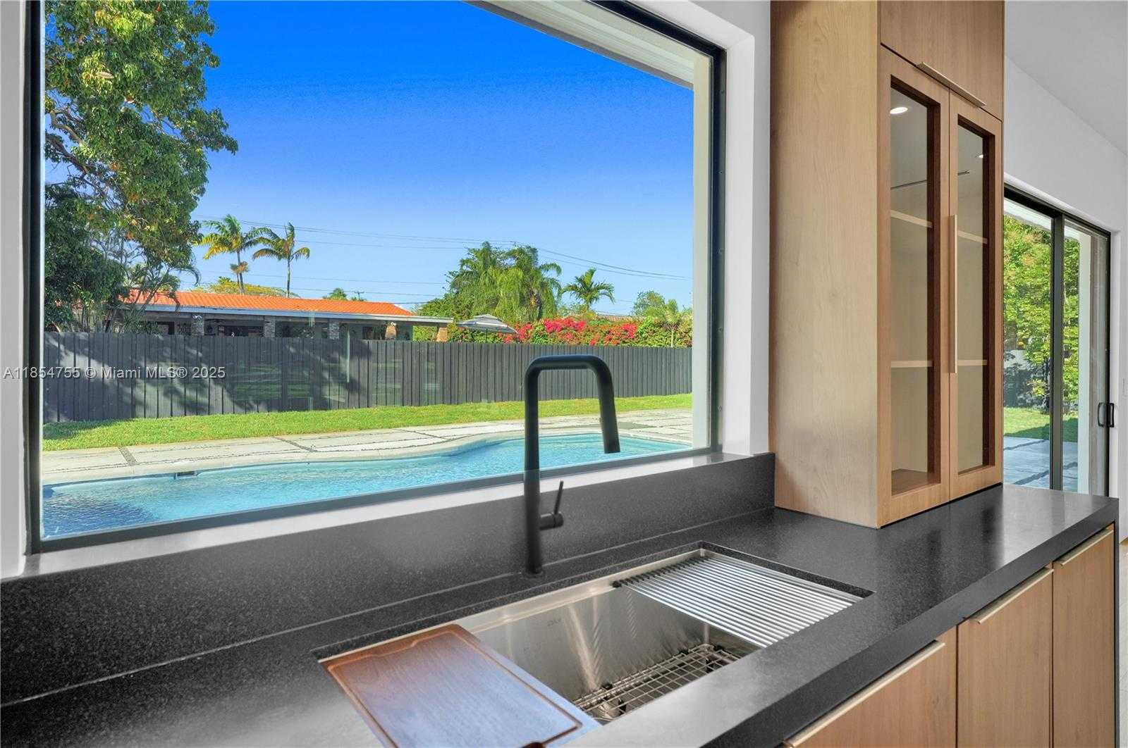 Small Image of 8765 SOUTH WEST 175TH ST, Palmetto Bay Number 11