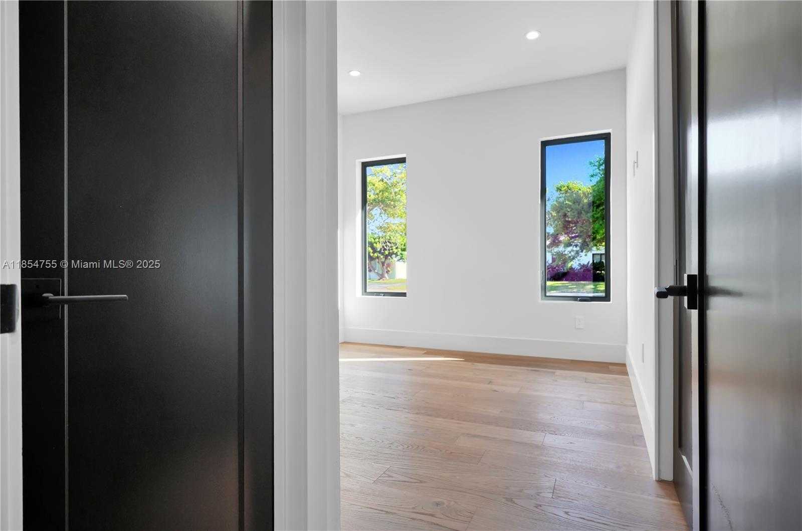Small Image of 8765 SOUTH WEST 175TH ST, Palmetto Bay Number 23