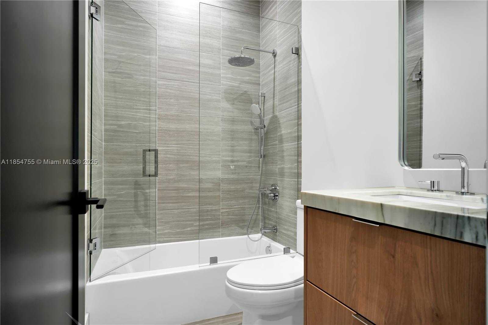 Small Image of 8765 SOUTH WEST 175TH ST, Palmetto Bay Number 24