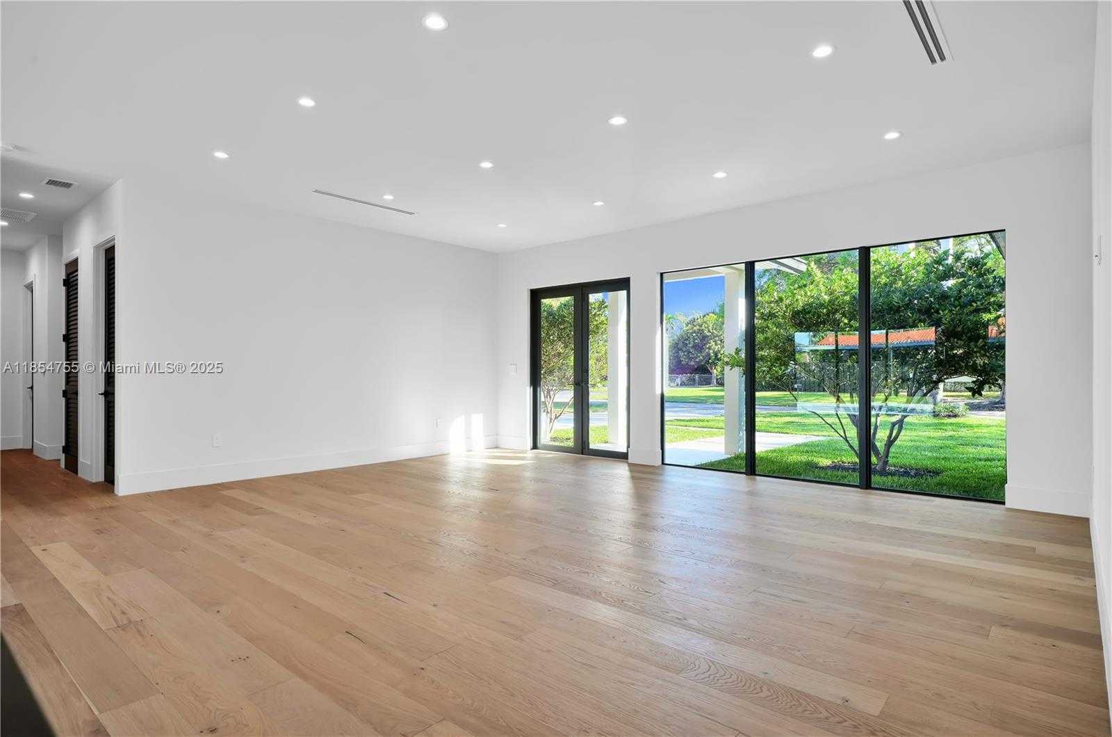 Small Image of 8765 SOUTH WEST 175TH ST, Palmetto Bay Number 5