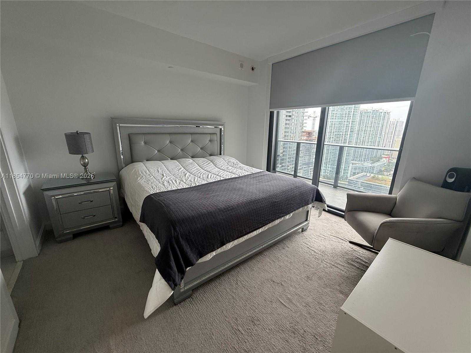 Small Image of 45 SOUTH WEST 9TH ST #3001, Miami Number 12