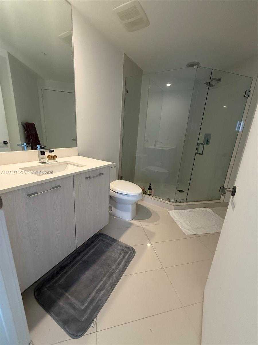 Small Image of 45 SOUTH WEST 9TH ST #3001, Miami Number 19
