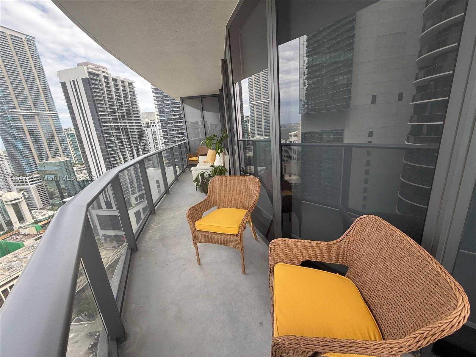 Small Image of 45 SOUTH WEST 9TH ST #3001, Miami Number 20