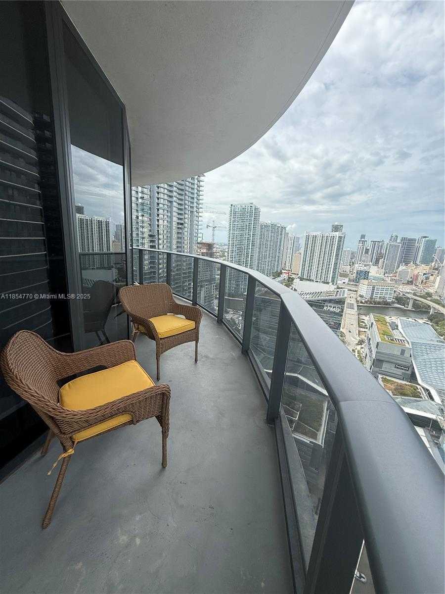 Small Image of 45 SOUTH WEST 9TH ST #3001, Miami Number 21