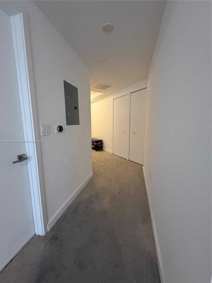 Small Image of 45 SOUTH WEST 9TH ST #3001, Miami Number 7