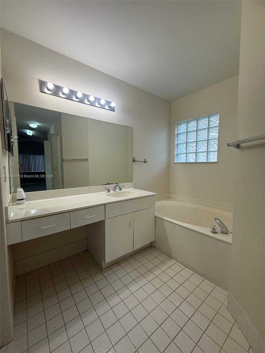 Small Image of 15801 SOUTH WEST 85TH ST #15801, Miami Number 17