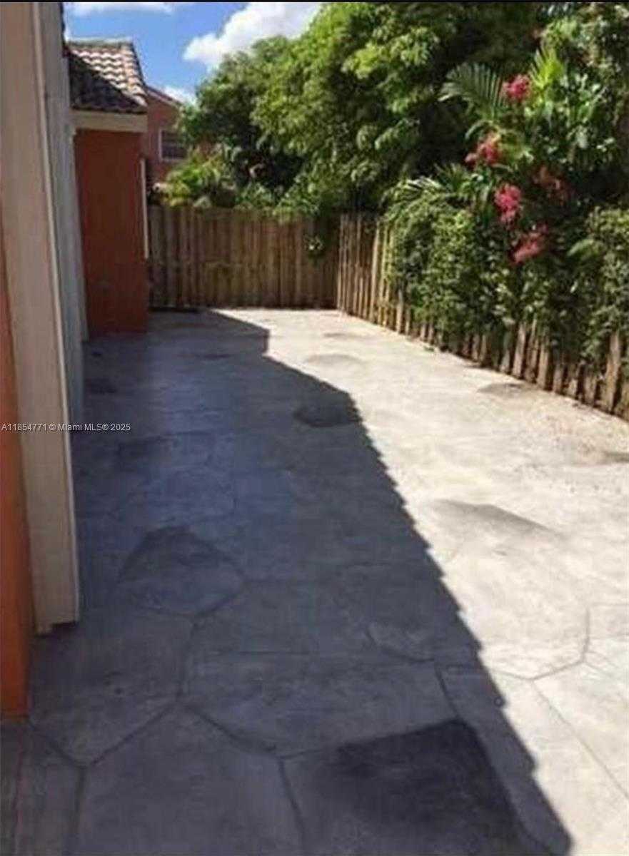 Small Image of 15801 SOUTH WEST 85TH ST #15801, Miami Number 26