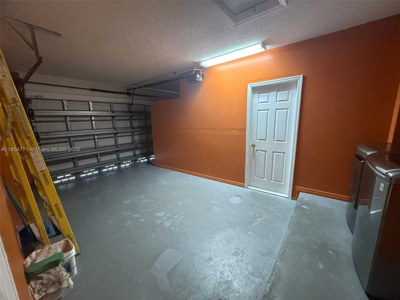 Small Image of 15801 SOUTH WEST 85TH ST #15801, Miami Number 8