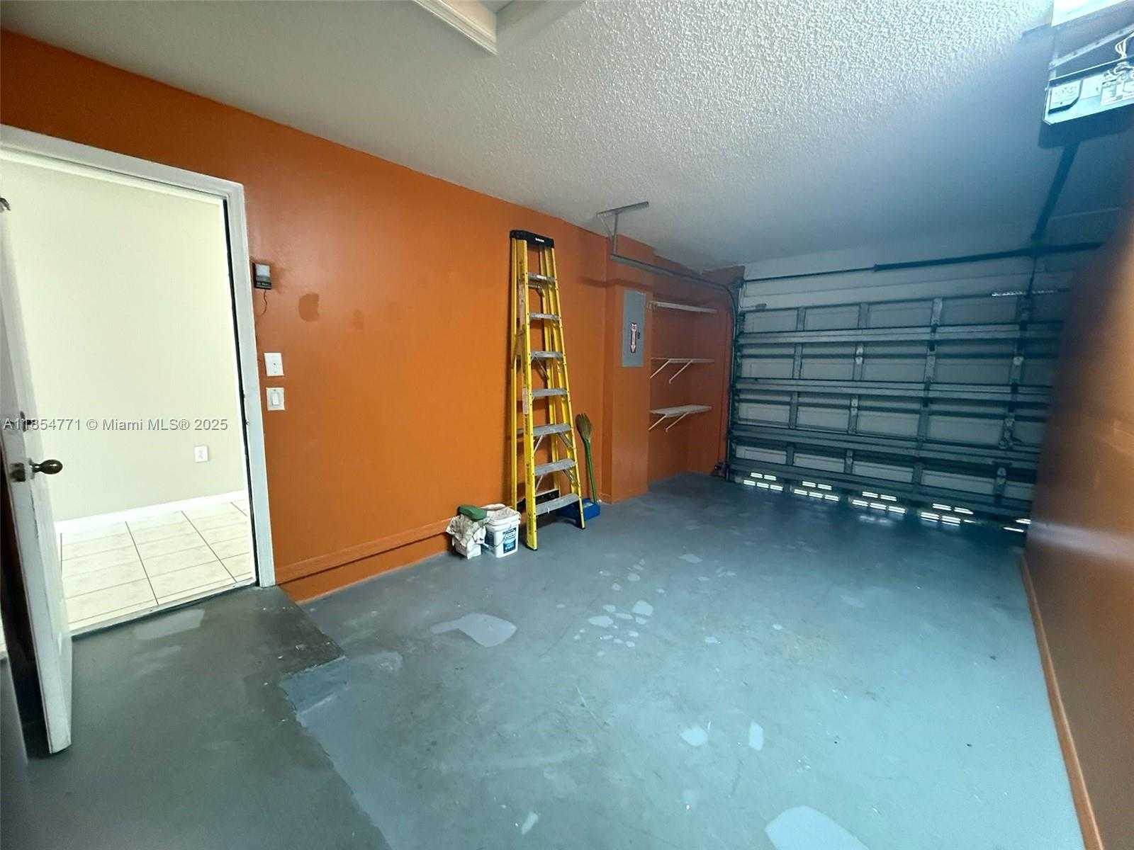 Small Image of 15801 SOUTH WEST 85TH ST #15801, Miami Number 9