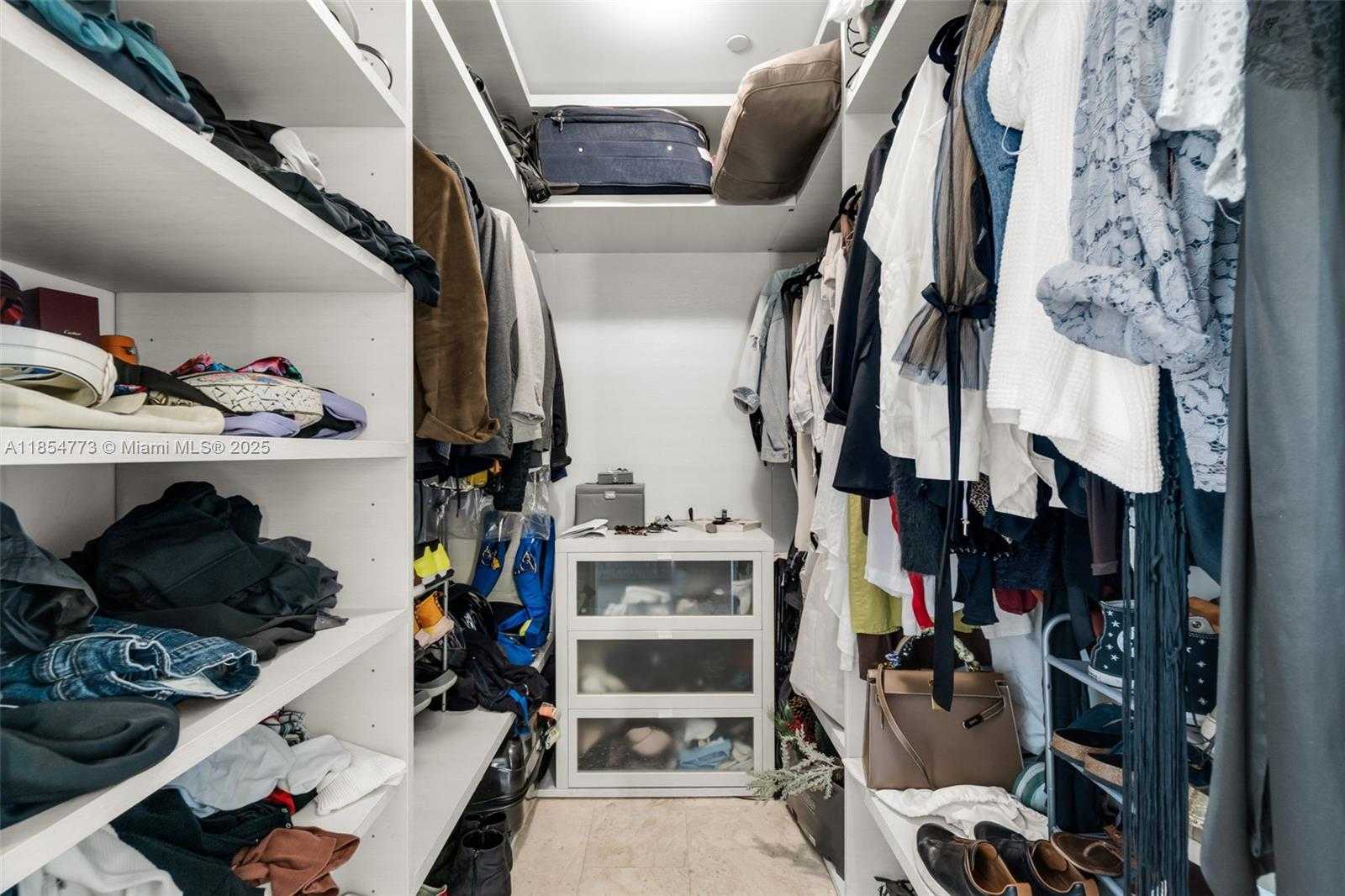 Small Image of 68 SOUTH EAST 6TH ST #2406, Miami Number 14