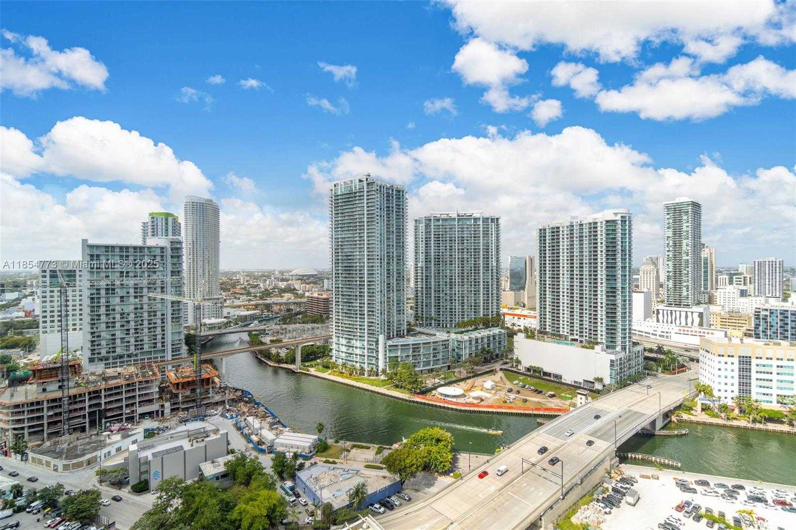 Small Image of 68 SOUTH EAST 6TH ST #2406, Miami Number 20