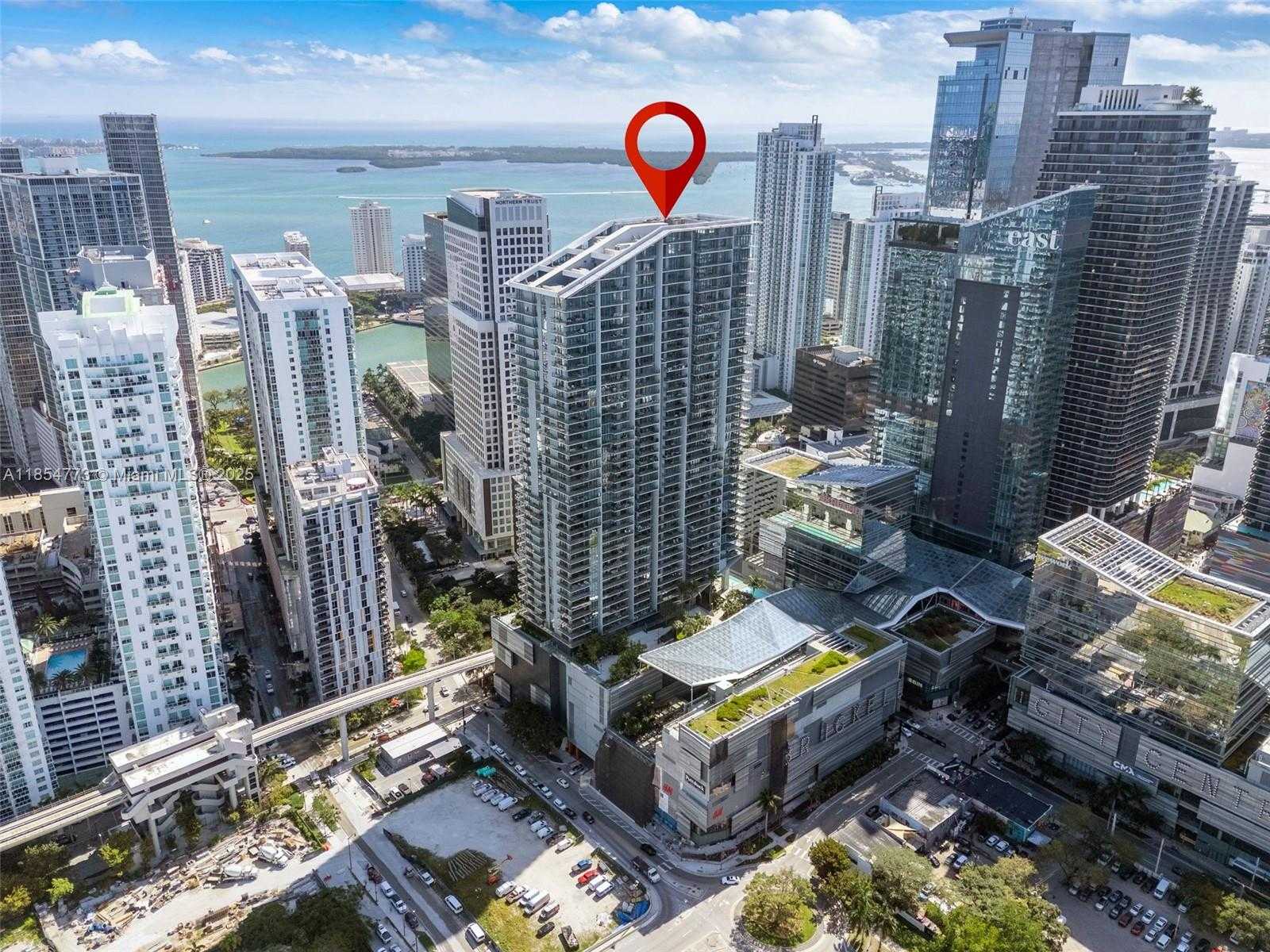 Small Image of 68 SOUTH EAST 6TH ST #2406, Miami Number 22