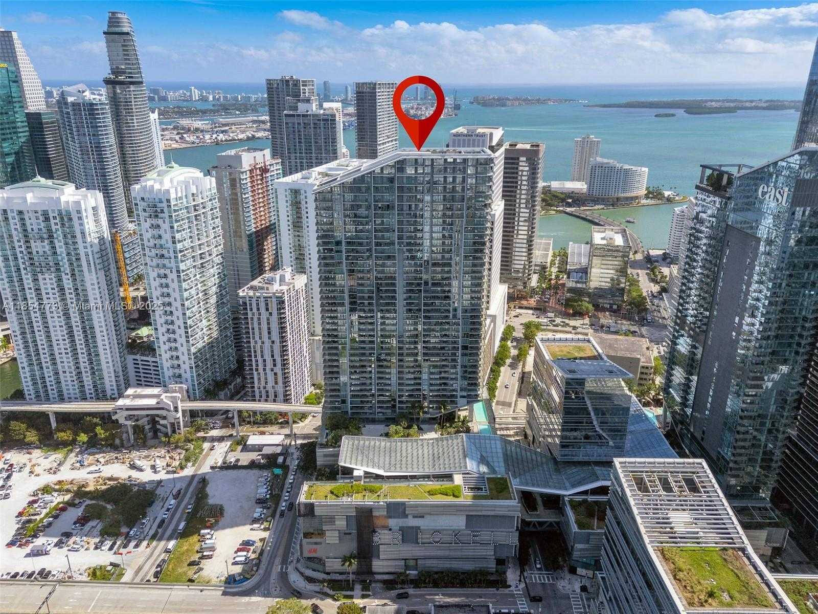 Small Image of 68 SOUTH EAST 6TH ST #2406, Miami Number 23