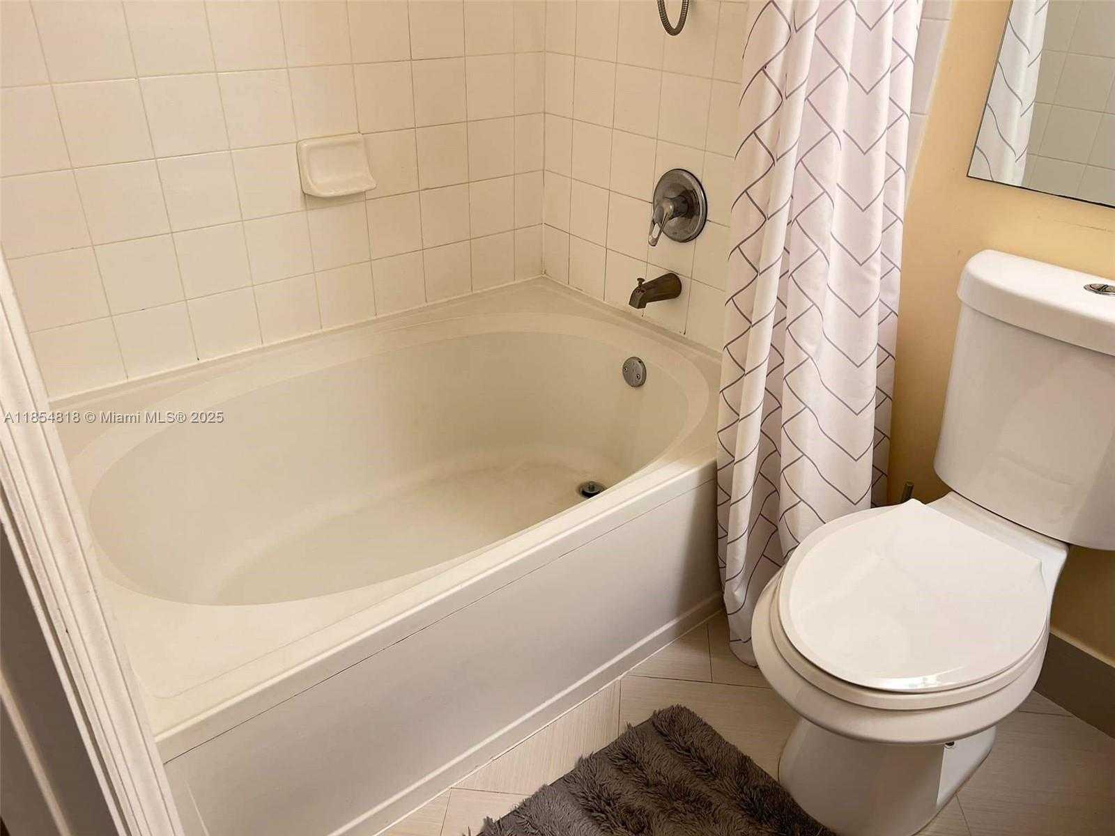 Small Image of 17100 NORTH BAY RD #1502, Sunny Isles Beach Number 33