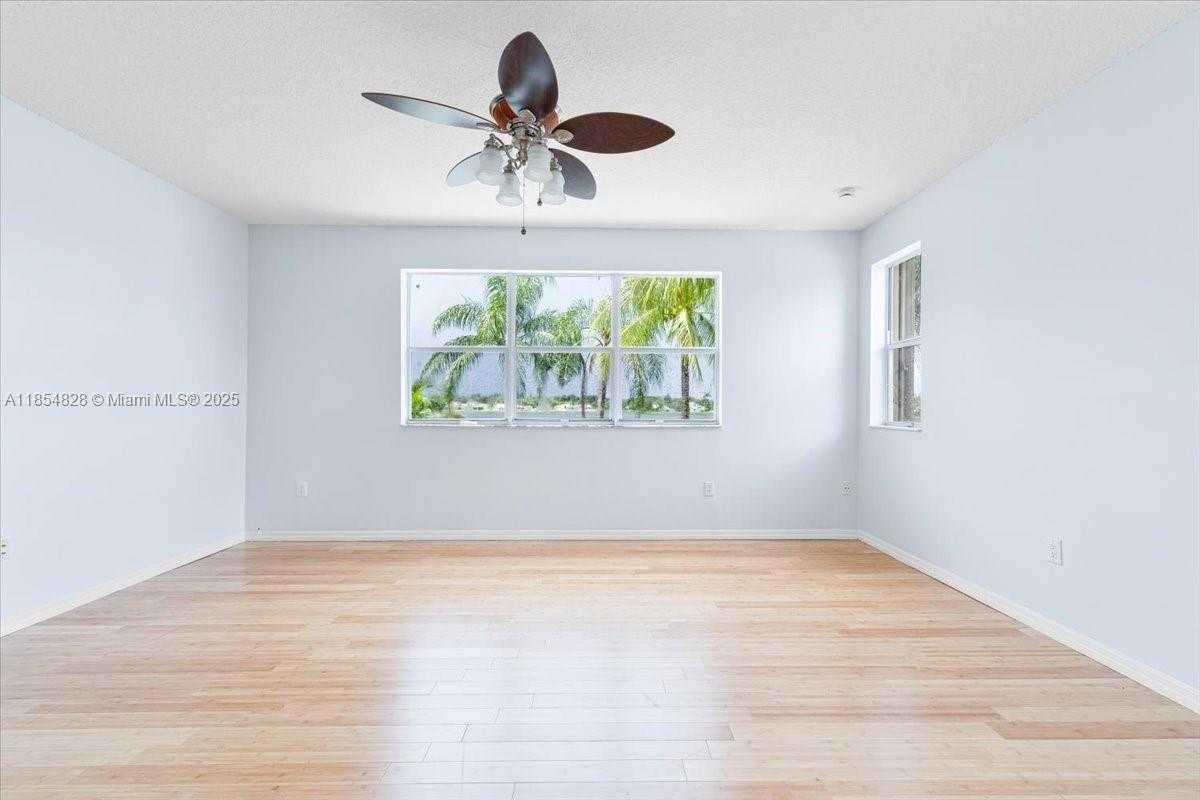 Small Image of 2340 NORTH WEST 186TH AVE, Pembroke Pines Number 13