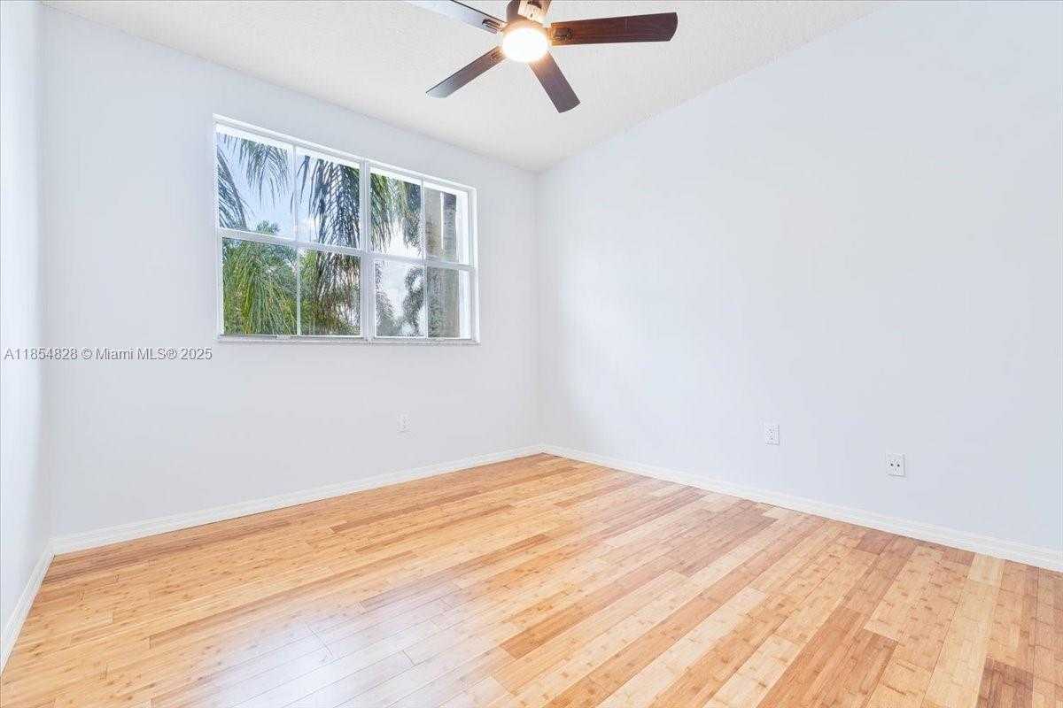 Small Image of 2340 NORTH WEST 186TH AVE, Pembroke Pines Number 21