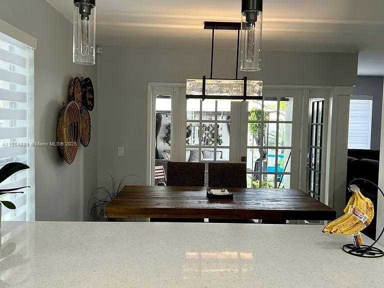 Small Image of 13535 SOUTH WEST 111TH TER, Miami Number 4