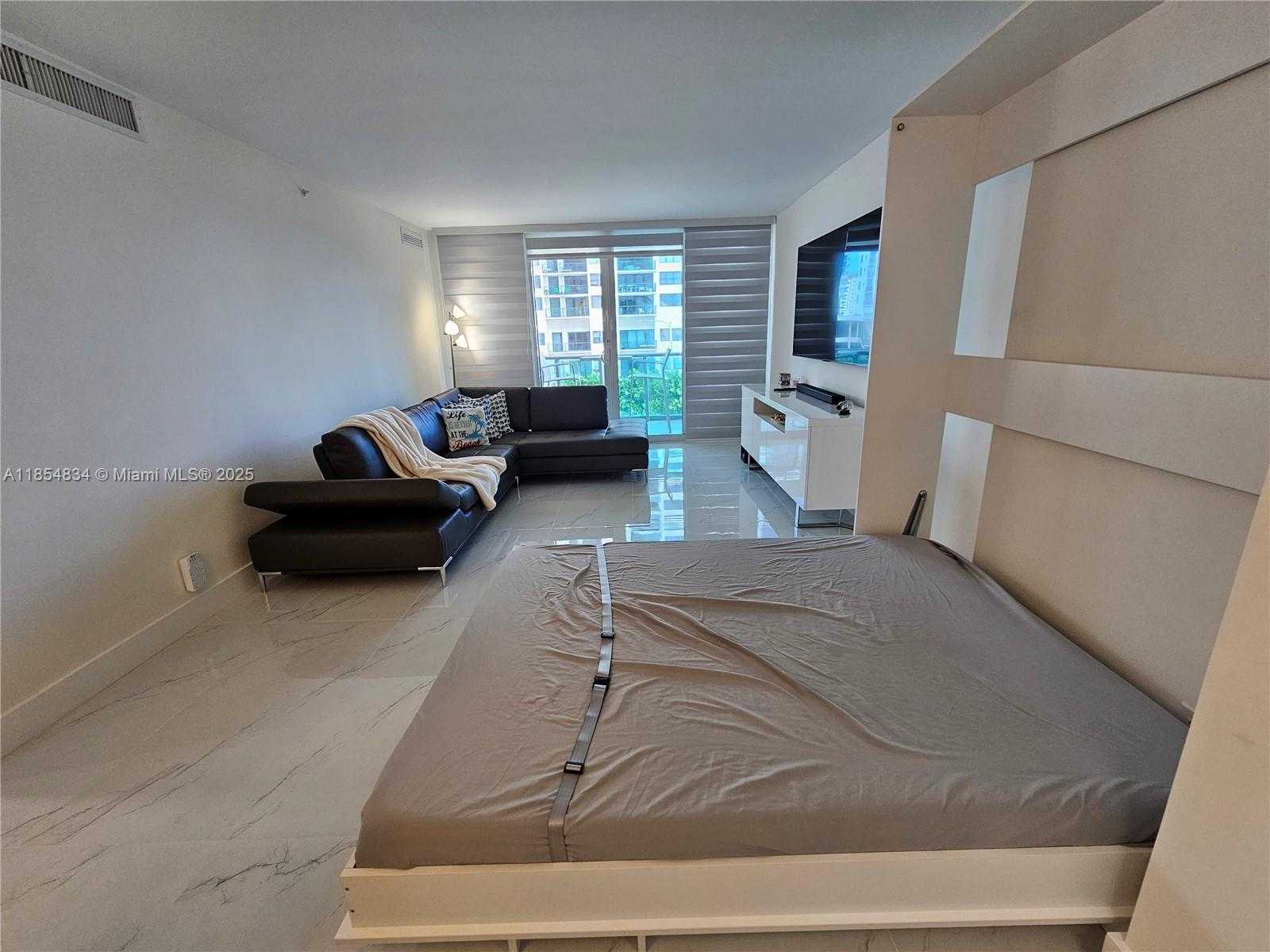 Small Image of 2501 SOUTH OCEAN DR #307, Hollywood Number 11