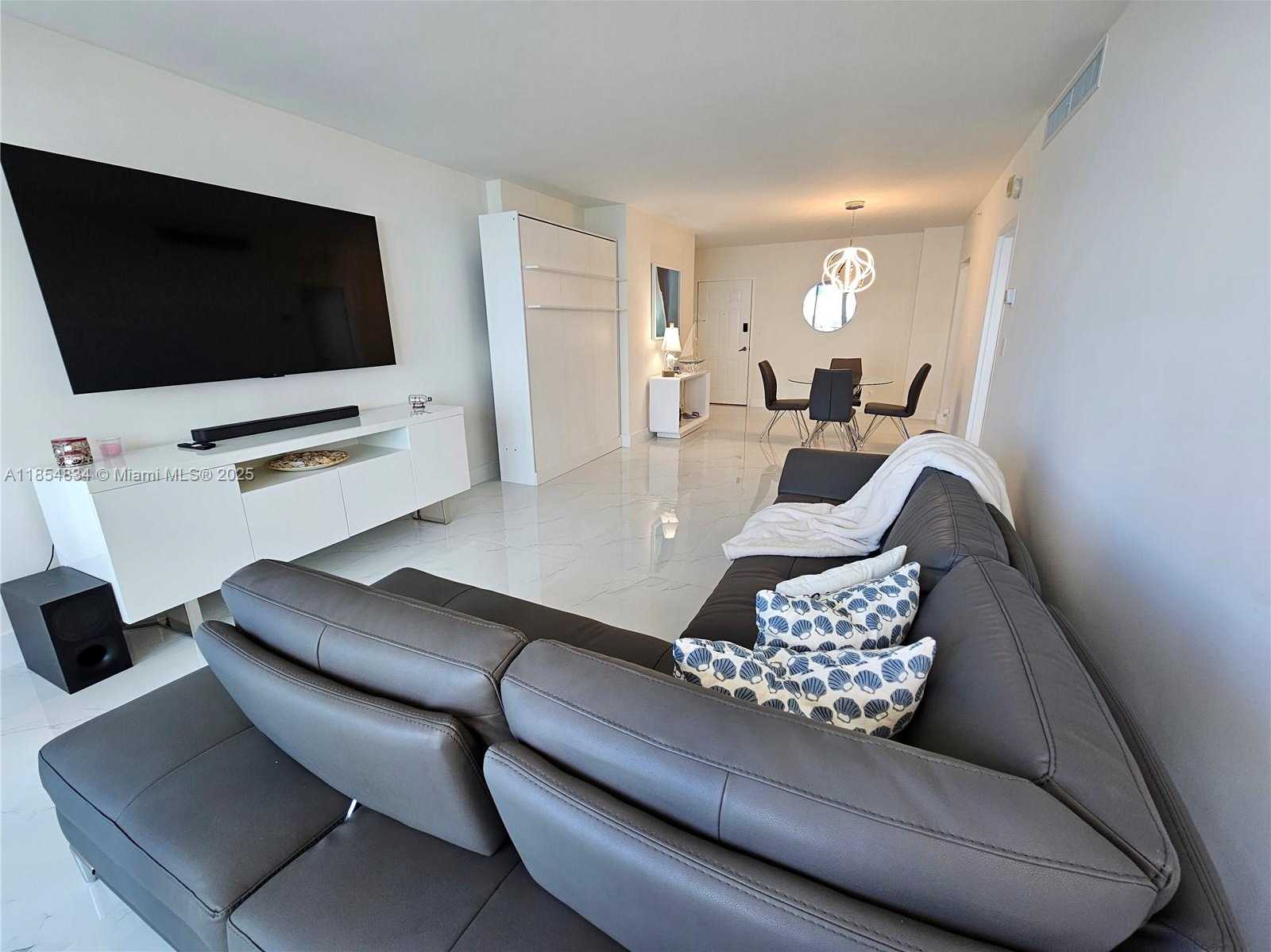 Small Image of 2501 SOUTH OCEAN DR #307, Hollywood Number 12