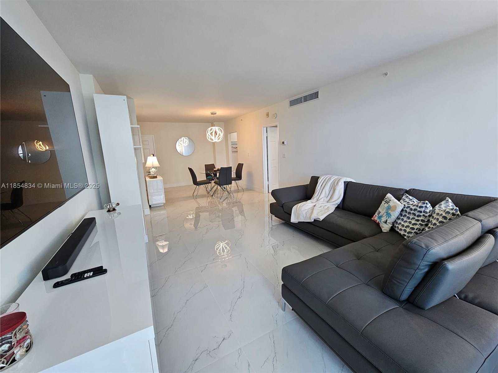 Small Image of 2501 SOUTH OCEAN DR #307, Hollywood Number 16