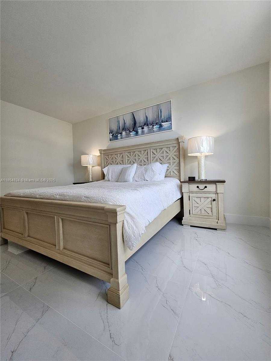 Small Image of 2501 SOUTH OCEAN DR #307, Hollywood Number 23