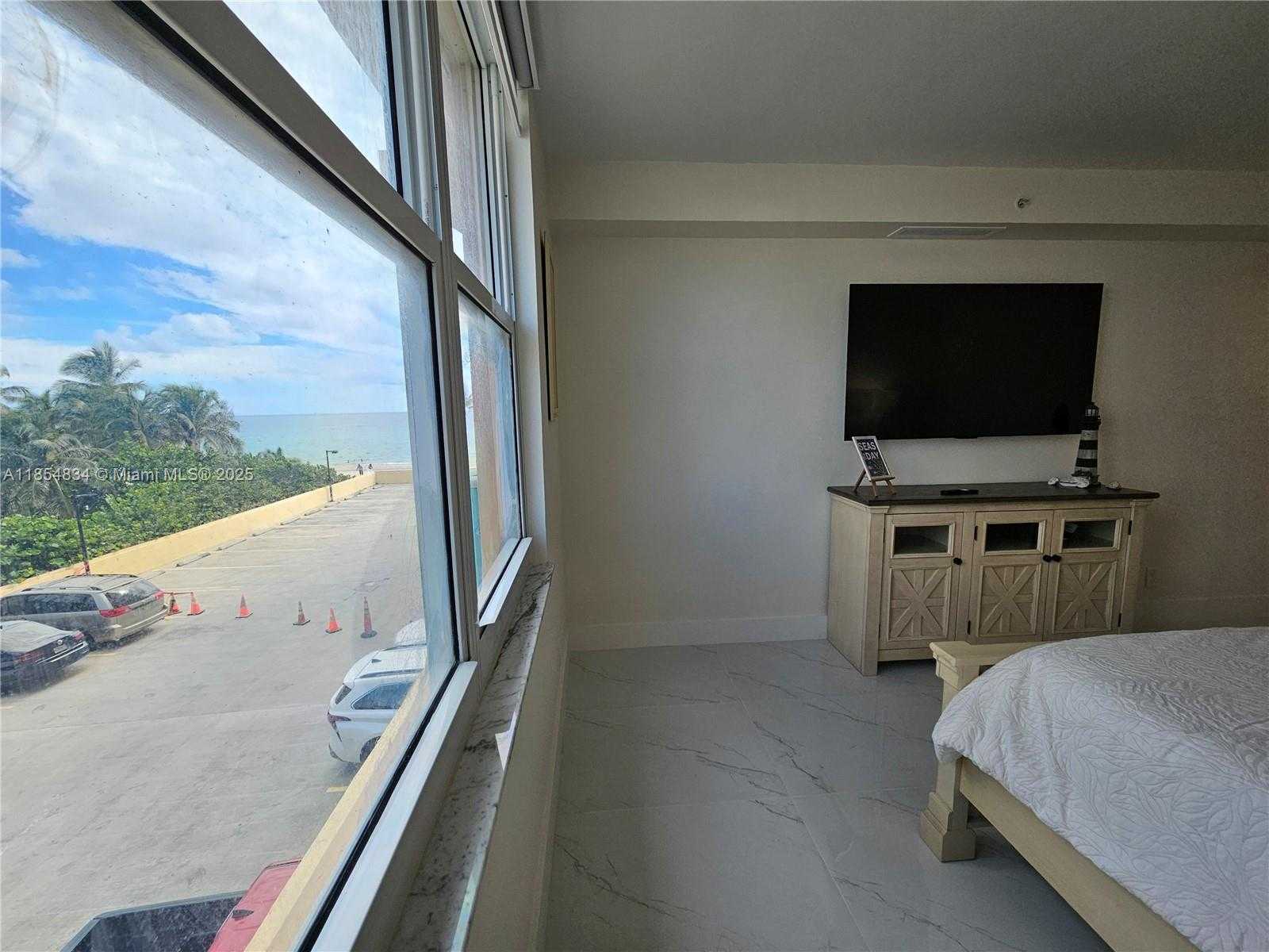 Small Image of 2501 SOUTH OCEAN DR #307, Hollywood Number 25