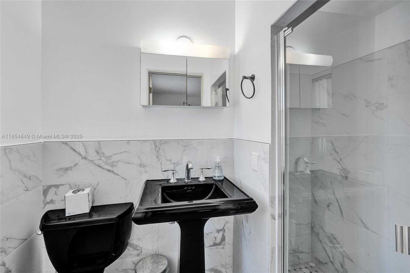 Small Image of 609 ISLE OF PALMS DR, Fort Lauderdale Number 38
