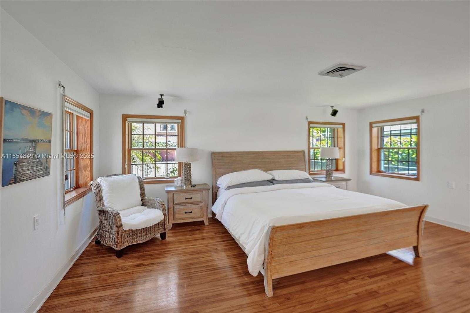 Small Image of 609 ISLE OF PALMS DR, Fort Lauderdale Number 46