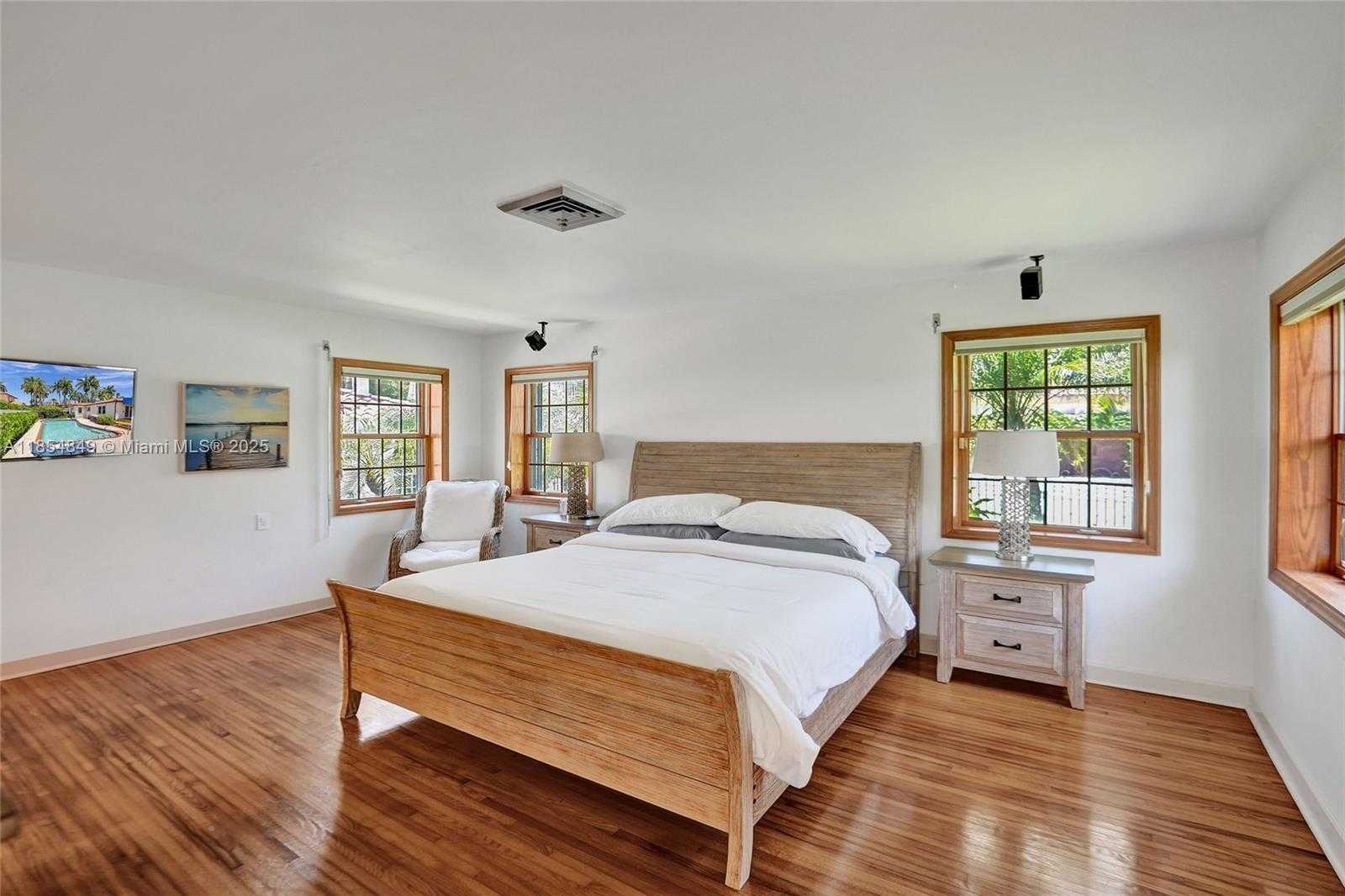 Small Image of 609 ISLE OF PALMS DR, Fort Lauderdale Number 49