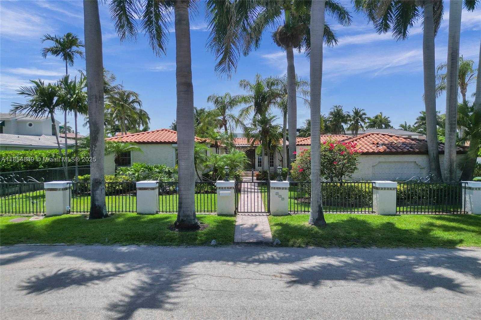 Small Image of 609 ISLE OF PALMS DR, Fort Lauderdale Number 5