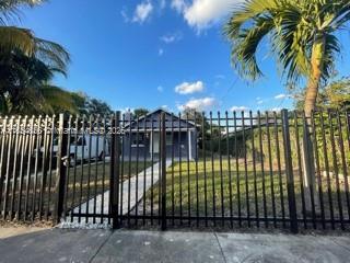 Small Image of 401 NORTH WEST 51ST ST #/, Miami Number 33