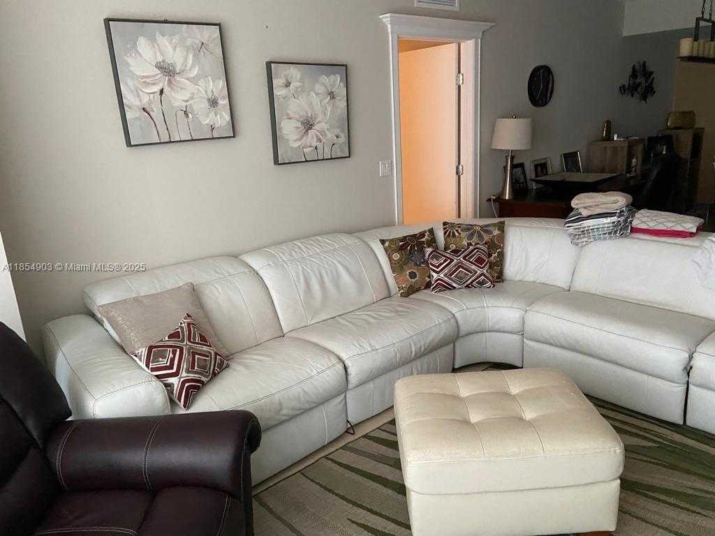 Small Image of 1850 SOUTH OCEAN DR #3007, Hallandale Beach Number 13