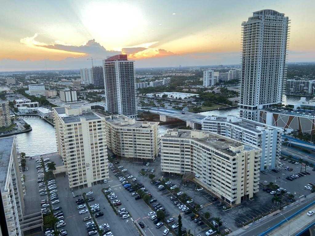 Small Image of 1850 SOUTH OCEAN DR #3007, Hallandale Beach Number 3