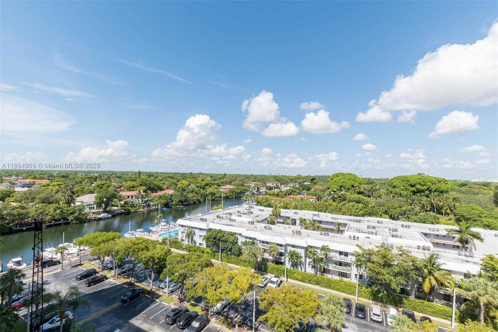 Small Image of 90 EDGEWATER DR #1015, Coral Gables Number 25