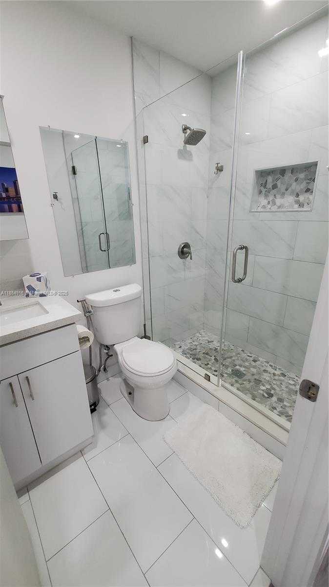 Small Image of 3021 SOUTH WEST 27TH LN #2, Miami Number 12