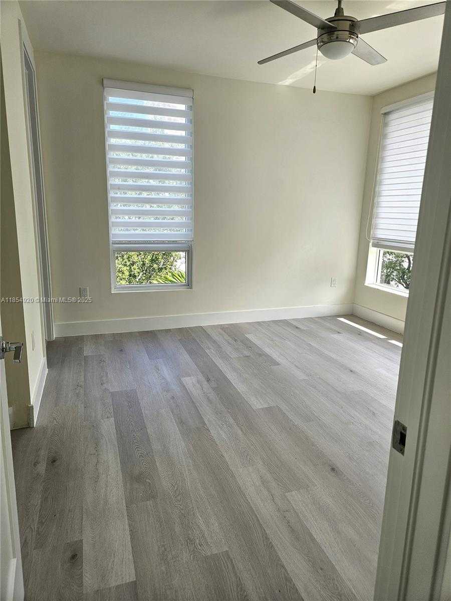 Small Image of 6670 NORTH WEST 105TH CT #6670, Doral Number 10