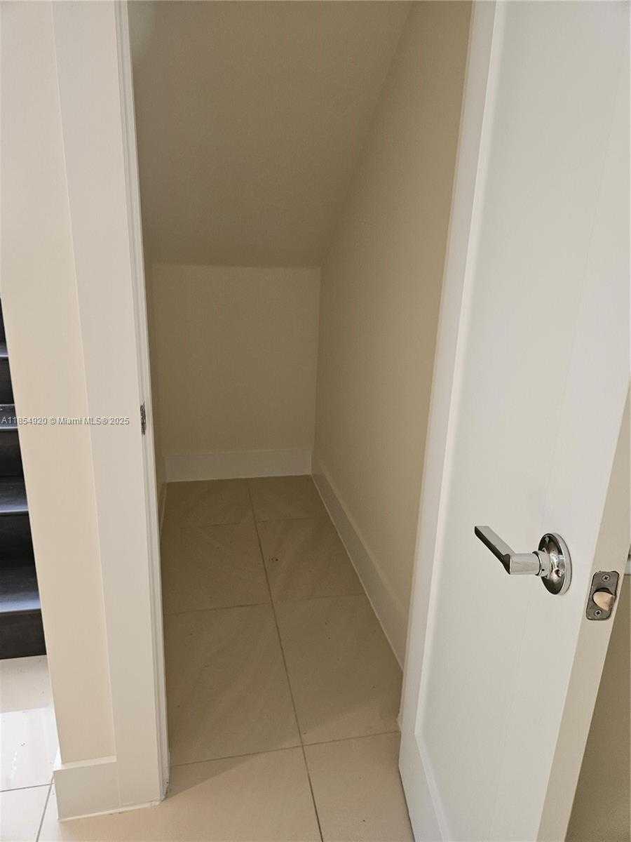 Small Image of 6670 NORTH WEST 105TH CT #6670, Doral Number 18