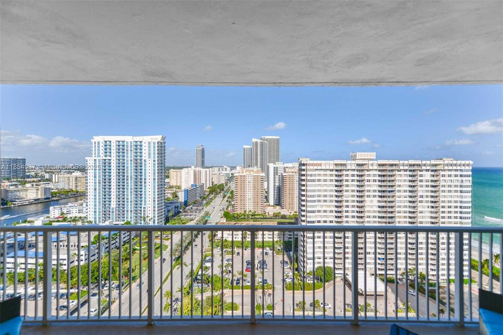 Small Image of 1980 SOUTH OCEAN DR #PHM, Hallandale Beach Number 16