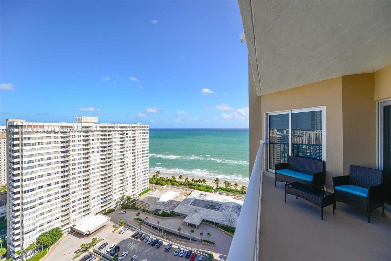 Small Image of 1980 SOUTH OCEAN DR #PHM, Hallandale Beach Number 17