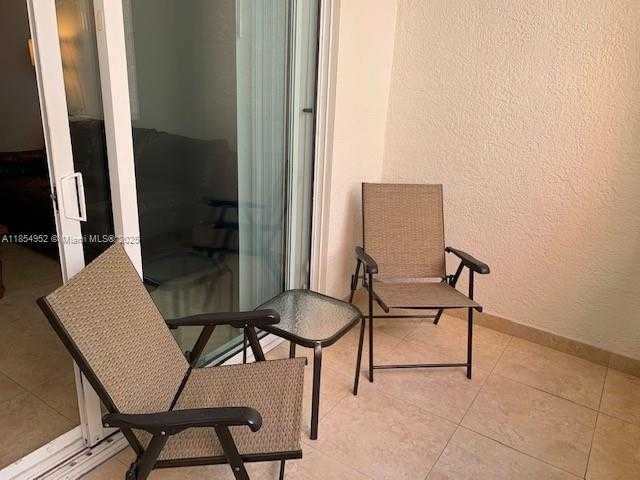 Imagen de Pequeño Objeto