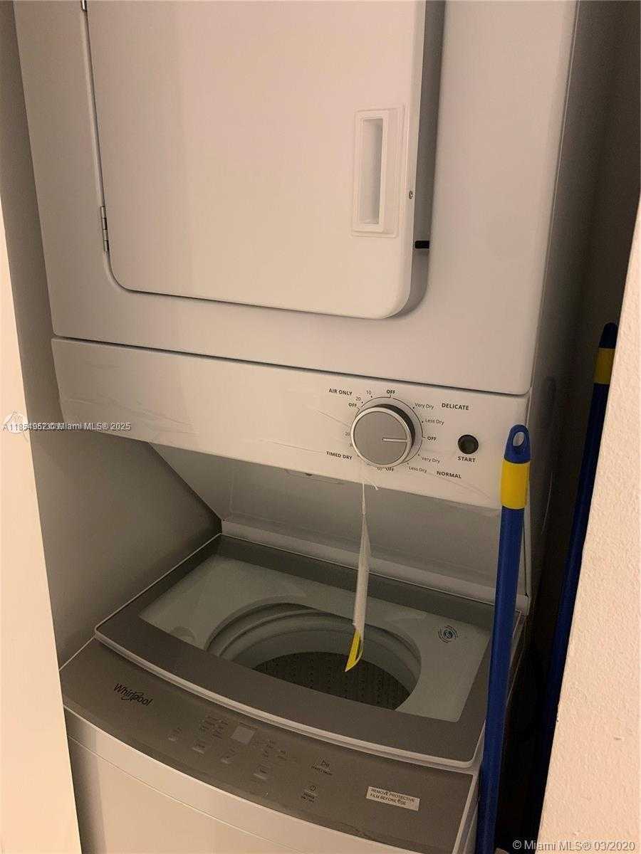 Imagen de Pequeño Objeto