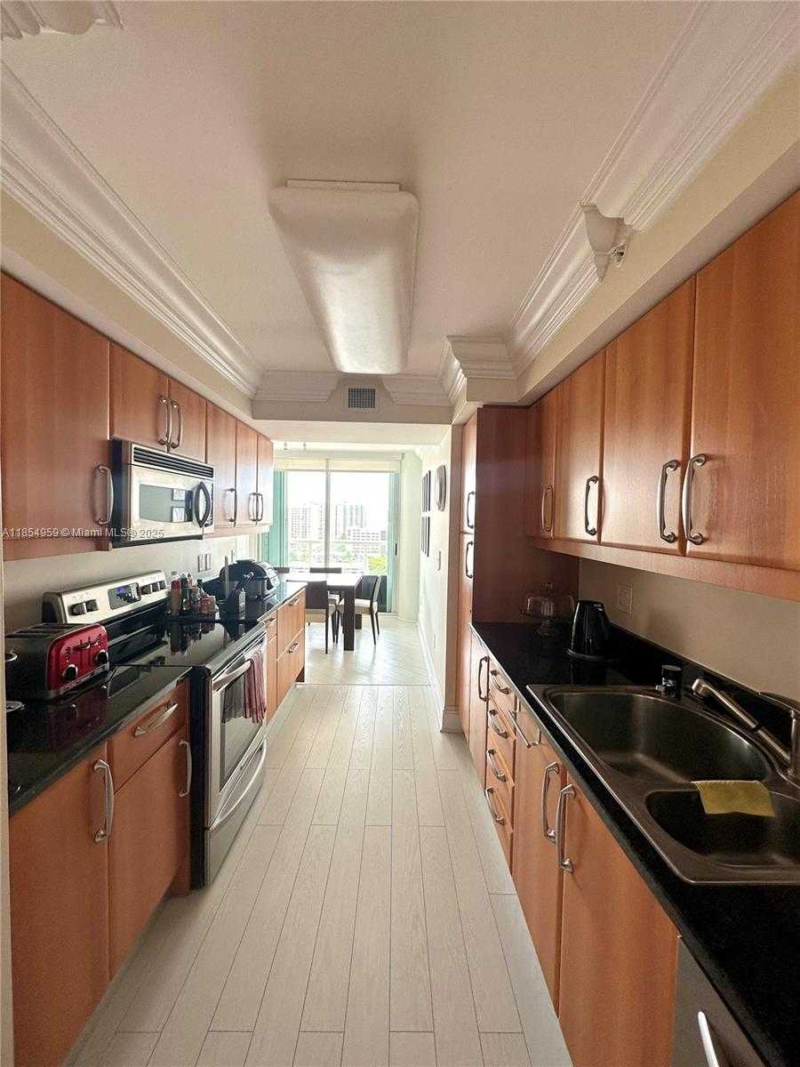 Small Image of 16500 COLLINS AVE #1453, Sunny Isles Beach Number 24