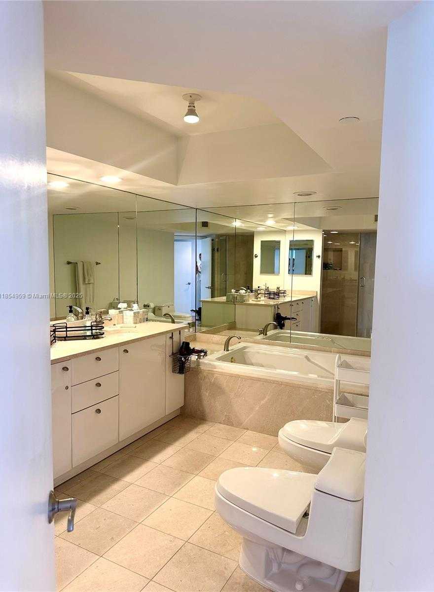 Small Image of 16500 COLLINS AVE #1453, Sunny Isles Beach Number 26