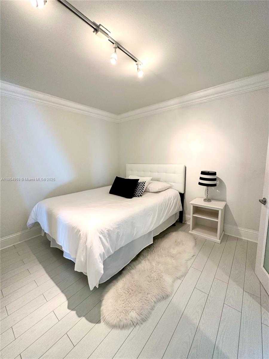 Small Image of 16500 COLLINS AVE #1453, Sunny Isles Beach Number 35