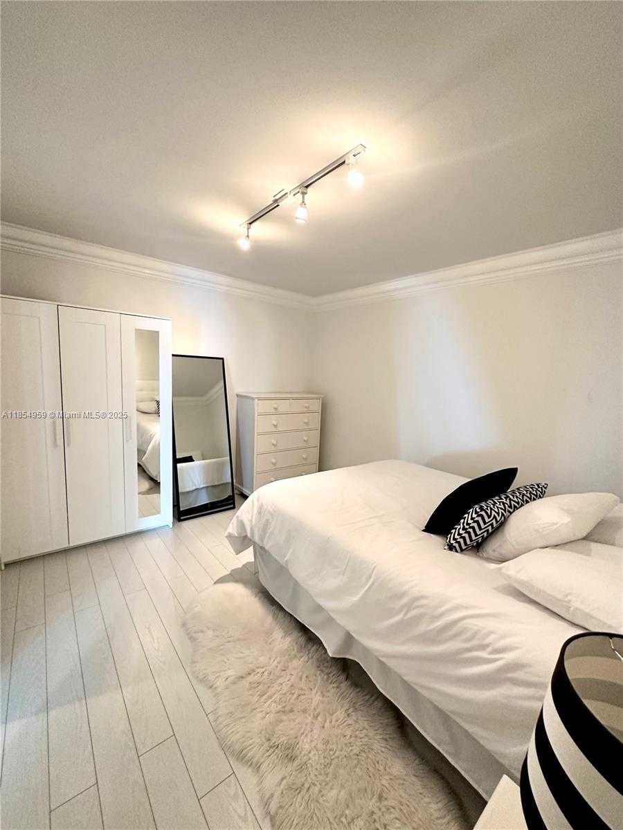 Small Image of 16500 COLLINS AVE #1453, Sunny Isles Beach Number 37