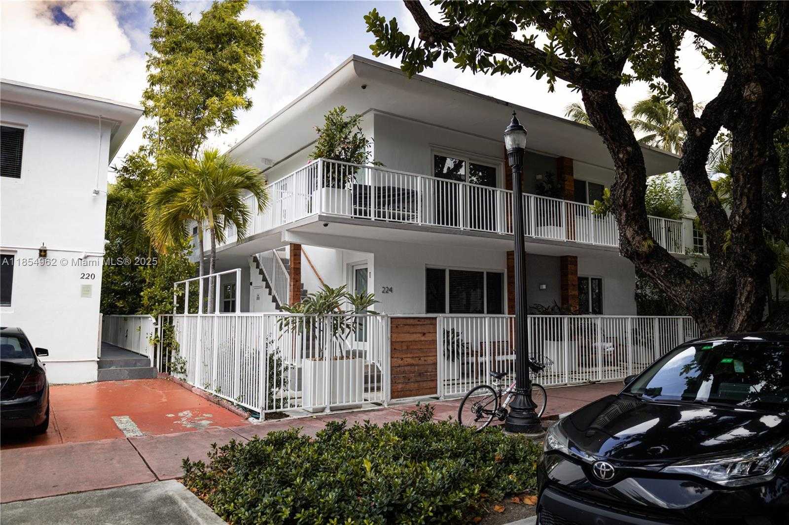 Small Image of 224 MERIDIAN AVE #6, Miami Beach Number 27