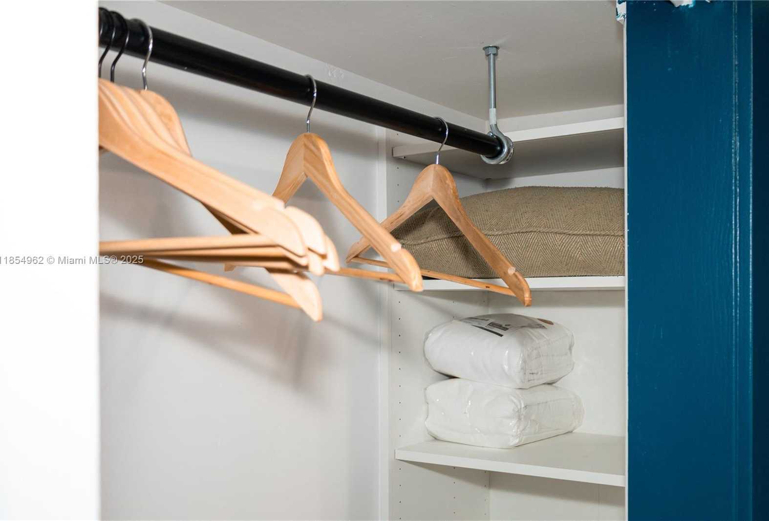 Small Image of 224 MERIDIAN AVE #6, Miami Beach Number 6