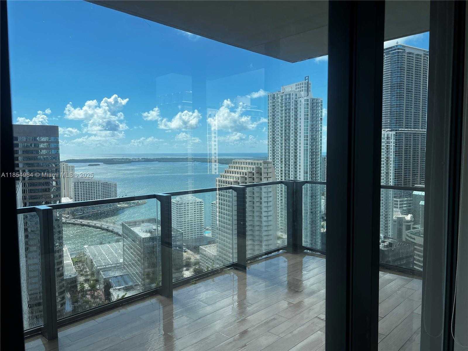 Small Image of 68 SOUTH EAST 6TH ST #3401, Miami Number 20