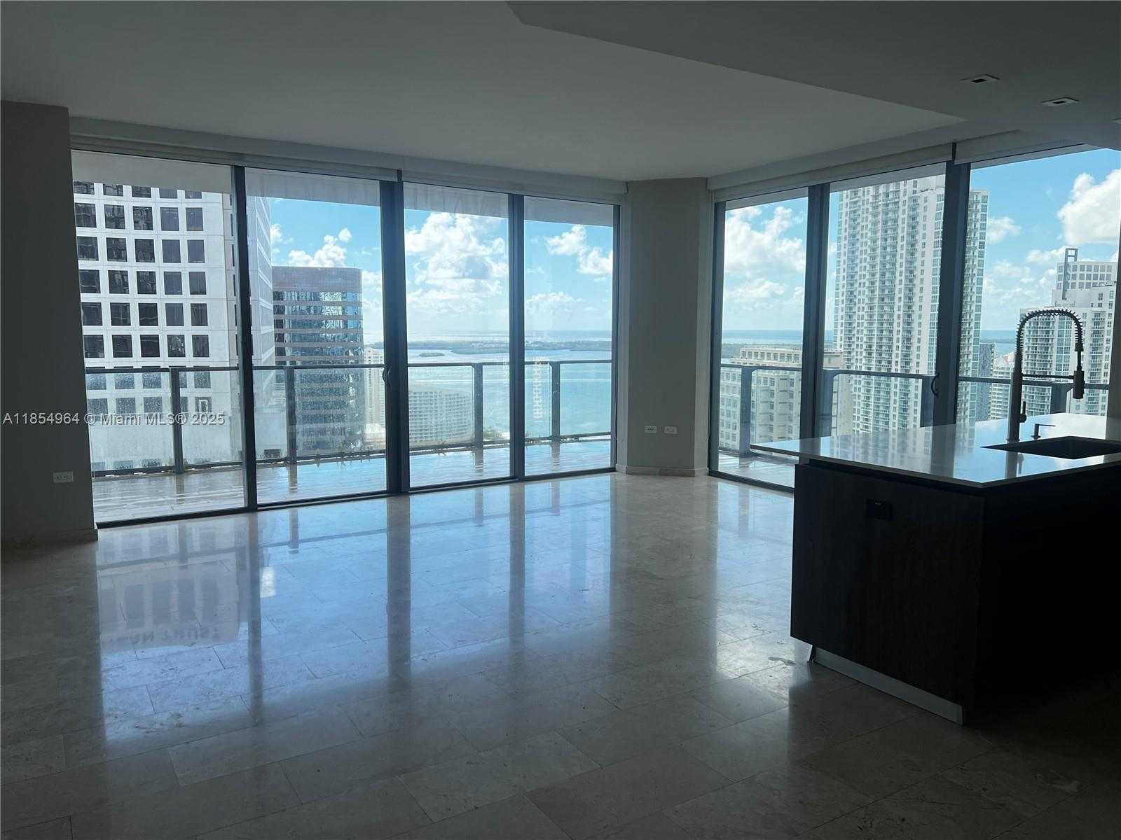 Small Image of 68 SOUTH EAST 6TH ST #3401, Miami Number 23