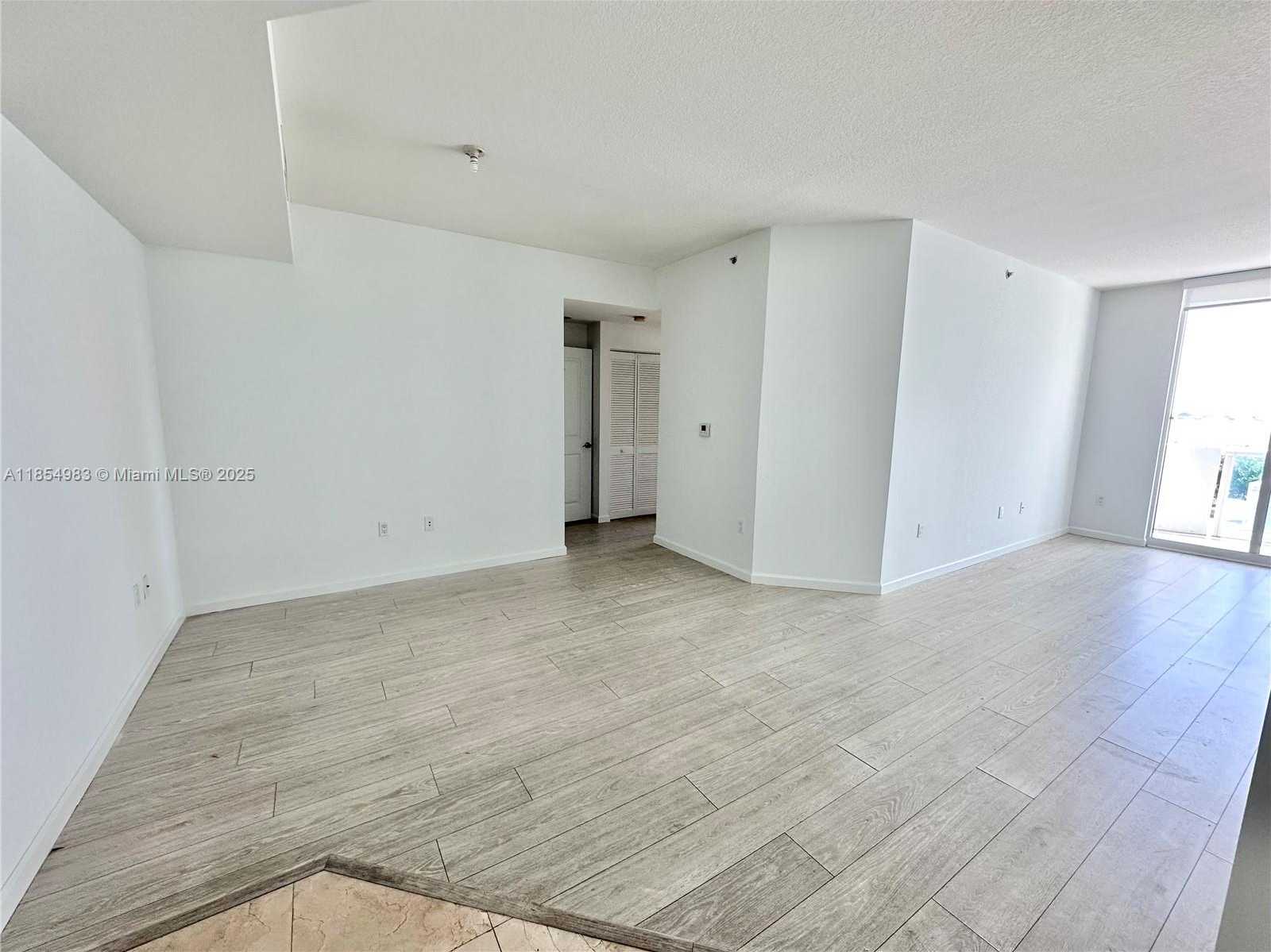 Small Image of 7900 HARBOR ISLAND DR #603, North Bay Village Number 13